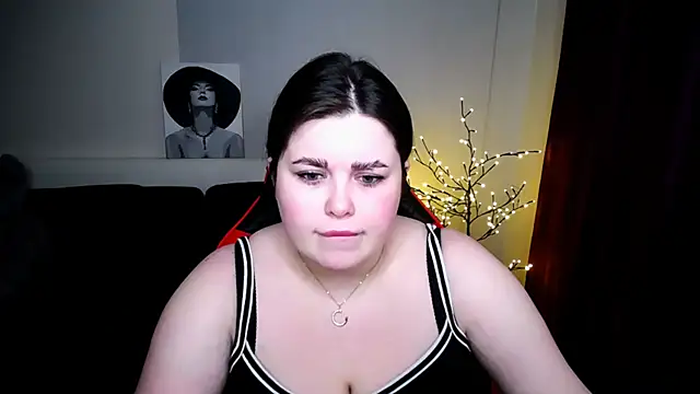 Emily Mo online show from February 5, 6:24 am