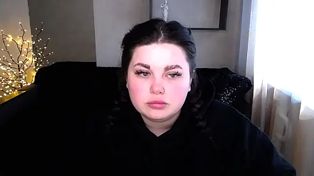 Emily Mo online show from March 21, 9:34 am