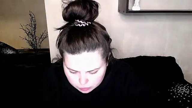 Emily Mo online show from November 10, 6:34 am