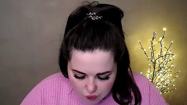 Emily Mo online show from November 18, 6:29 am