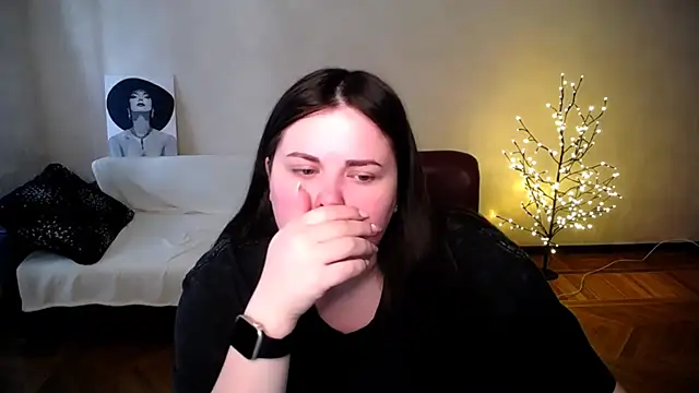 Emily Mo online show from June 20, 6:16 am