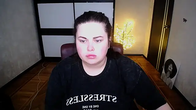 Emily Mo online show from July 22, 5:54 am