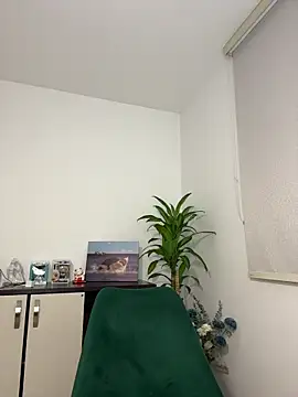 Your Honeey online show from November 4, 12:21 am