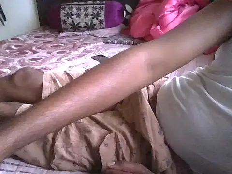 Snapshot of divi5555 chatting on November 21, 8:57 am divi5555 online show from November 21, 8:57 am