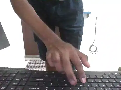 Snapshot of divi5555 chatting on December 4, 4:59 pm divi5555 online show from December 4, 4:59 pm