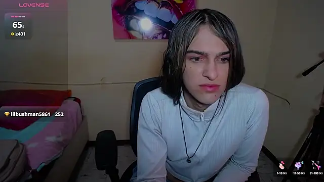 Snapshot of sweet1Girl chatting on February 19, 4:33 pm sweet1Girl online show from February 19, 4:33 pm