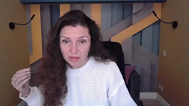 EllaLong online show from November 10, 12:48 pm