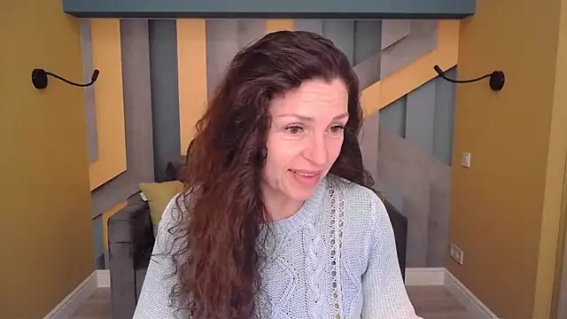 EllaLong online show from April 19, 11:42 am