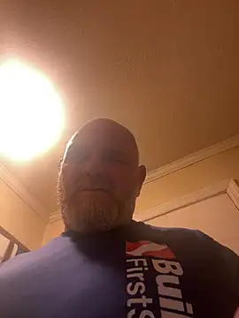 Snapshot of mrscum4u chatting on August 2, 5:11 pm mrscum4u online show from August 2, 5:11 pm