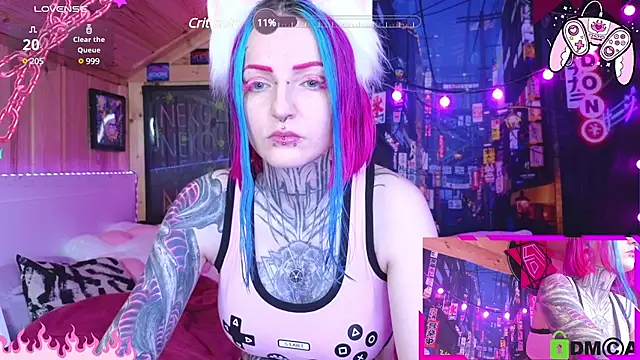 Snapshot of NekoCyber chatting on December 9, 1:51 am NekoCyber online show from December 9, 1:51 am