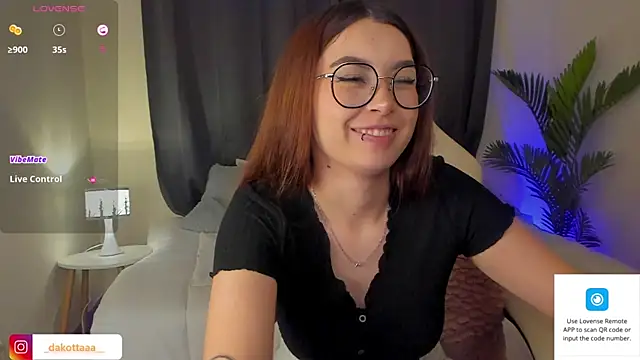 dakottaa  online show from March 6, 3:13 am