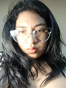 Snapshot of DanelyLopez chatting on November 20, 12:55 am DanelyLopez online show from November 20, 12:55 am