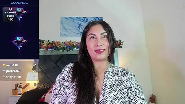 Lauralove 69 online show from December 26, 10:41 pm