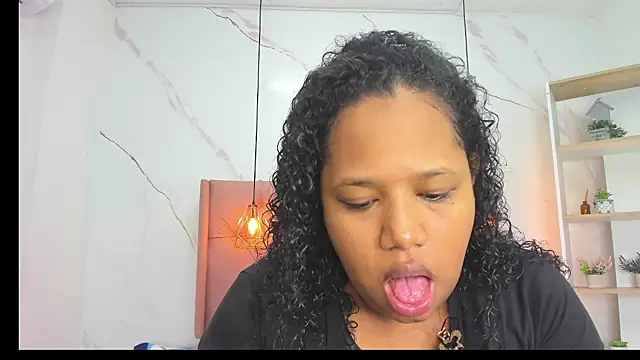 Belle Brunette online show from April 14, 12:22 pm