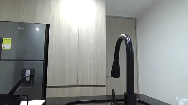 megan-hotxx online show from October 7, 11:35 pm