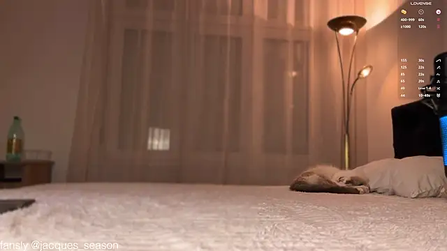 Jaquesxxx online show from April 13, 4:34 pm