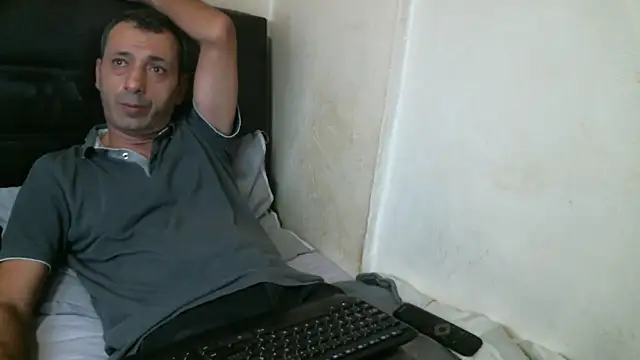 Snapshot of Rator_2 chatting on September 12, 9:04 pm Rator 2 online show from September 12, 9:04 pm