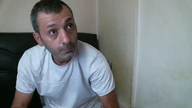 Snapshot of Rator_2 chatting on September 15, 9:37 pm Rator 2 online show from September 15, 9:37 pm