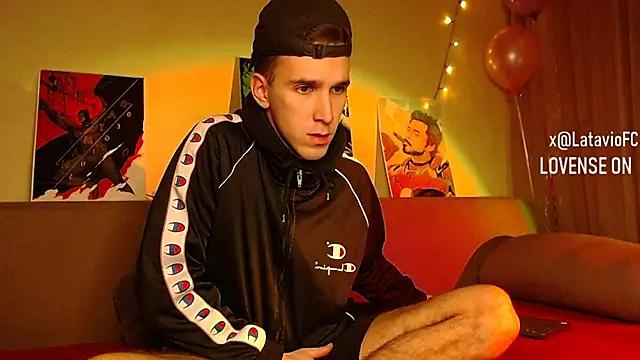 Midnighter  online show from December 25, 2:03 am