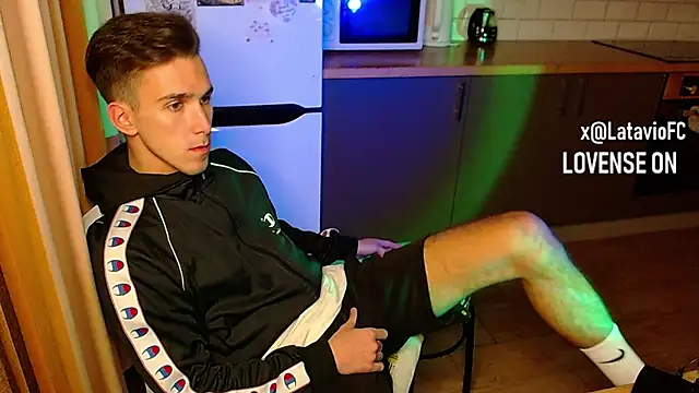 Midnighter  online show from September 20, 7:15 pm