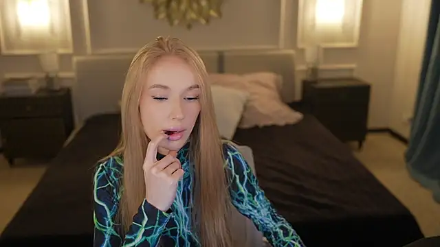 Amelia Blaze online show from October 24, 11:28 am