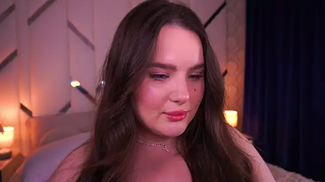 CuteAmberr online show from April 16, 12:00 am