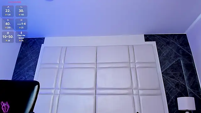 charlottewhitte online show from June 30, 12:06 pm