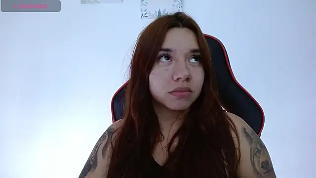 Snapshot of samantha_tattu chatting on December 14, 12:22 am samantha tattu online show from December 14, 12:22 am