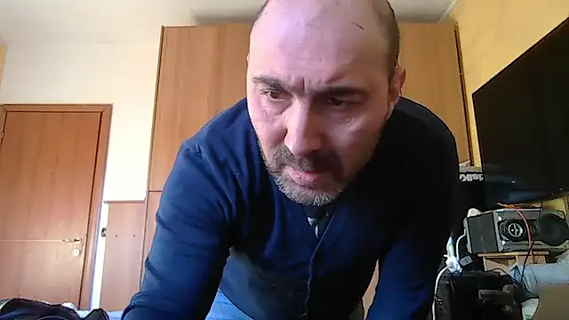 Analove1976 online show from January 11, 2:22 pm