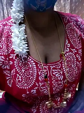 tuttifrutti17 online show from January 10, 5:15 pm