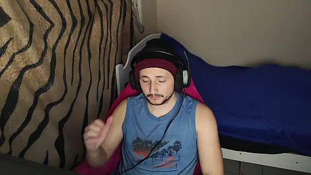 Snapshot of iurytx chatting on February 26, 7:38 pm iurytx online show from February 26, 7:38 pm