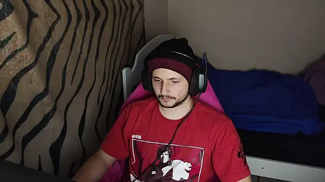 Snapshot of iurytx chatting on March 2, 2:08 am iurytx online show from March 2, 2:08 am