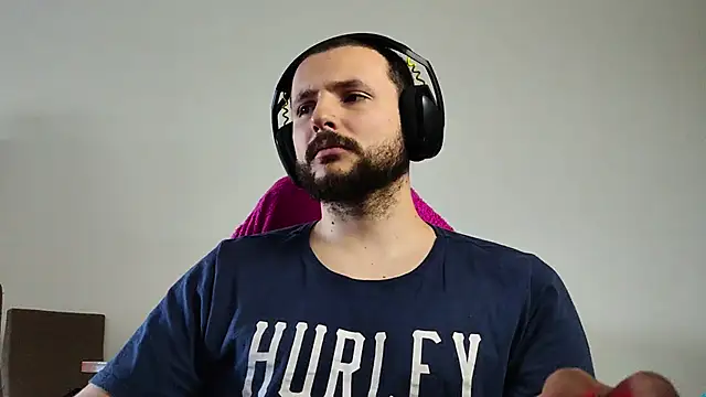 Snapshot of iurytx chatting on October 9, 7:45 pm iurytx online show from October 9, 7:45 pm