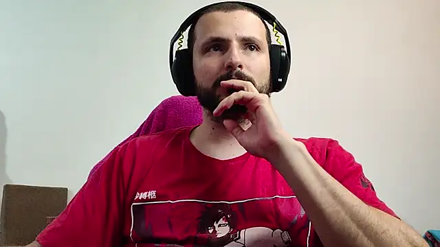 Snapshot of iurytx chatting on October 11, 12:43 am iurytx online show from October 11, 12:43 am