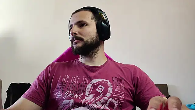 Snapshot of iurytx chatting on October 24, 11:50 am iurytx online show from October 24, 11:50 am