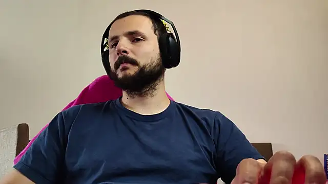 Snapshot of iurytx chatting on October 26, 4:46 pm iurytx online show from October 26, 4:46 pm