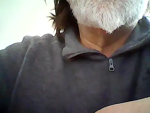 xcimeru online show from April 10, 7:02 am