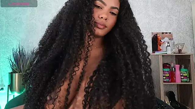 HOTBLACKANDWHITE2 online show from April 11, 7:45 am