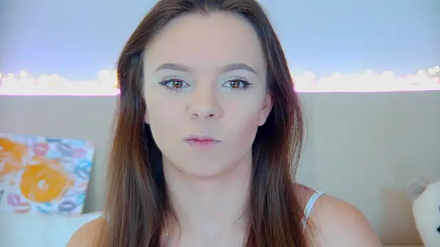 ElisabethDavis online show from February 25, 3:05 pm