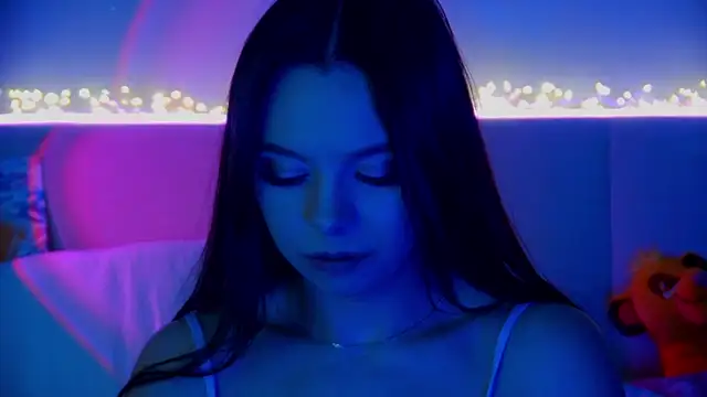 ElisabethDavis online show from March 9, 9:36 pm