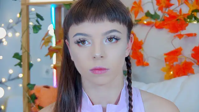 ElisabethDavis online show from October 6, 3:09 pm