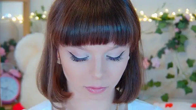 ElisabethDavis online show from April 11, 3:16 pm