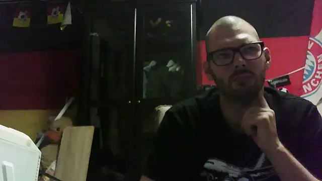 Die-geile-Sau online show from October 27, 8:46 pm