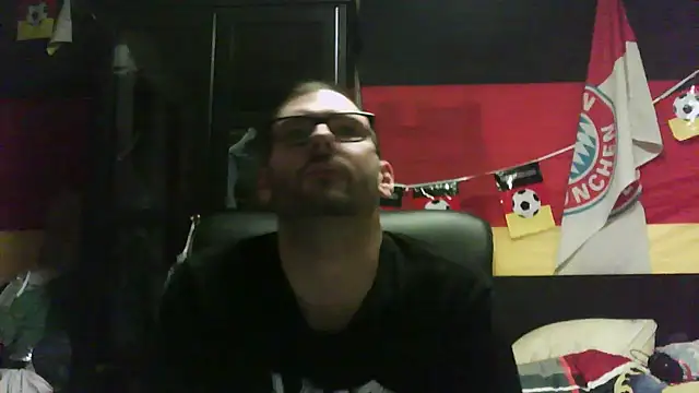 Die-geile-Sau online show from November 18, 8:13 pm