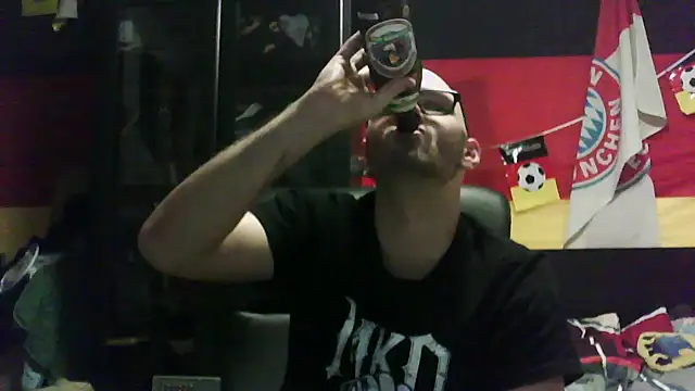 Die-geile-Sau online show from November 25, 8:20 pm