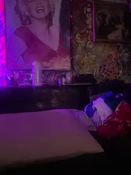 Snapshot of BarryKingsman chatting on February 16, 2:21 pm BarryKingsman online show from February 16, 2:21 pm