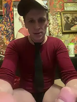 Snapshot of BarryKingsman chatting on February 19, 12:25 am BarryKingsman online show from February 19, 12:25 am