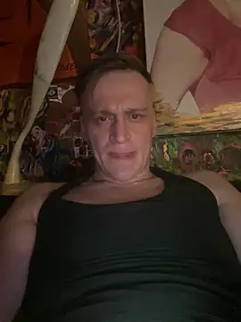 Snapshot of BarryKingsman chatting on May 19, 11:44 pm BarryKingsman online show from May 19, 11:44 pm