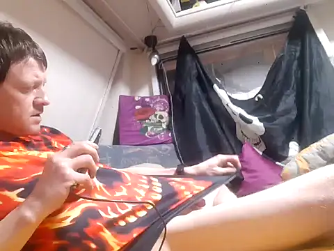 Ebinator666 online show from January 4, 4:44 am