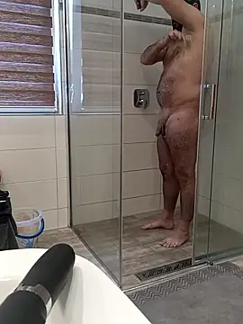 Nikeyone2 online show from November 24, 12:05 pm